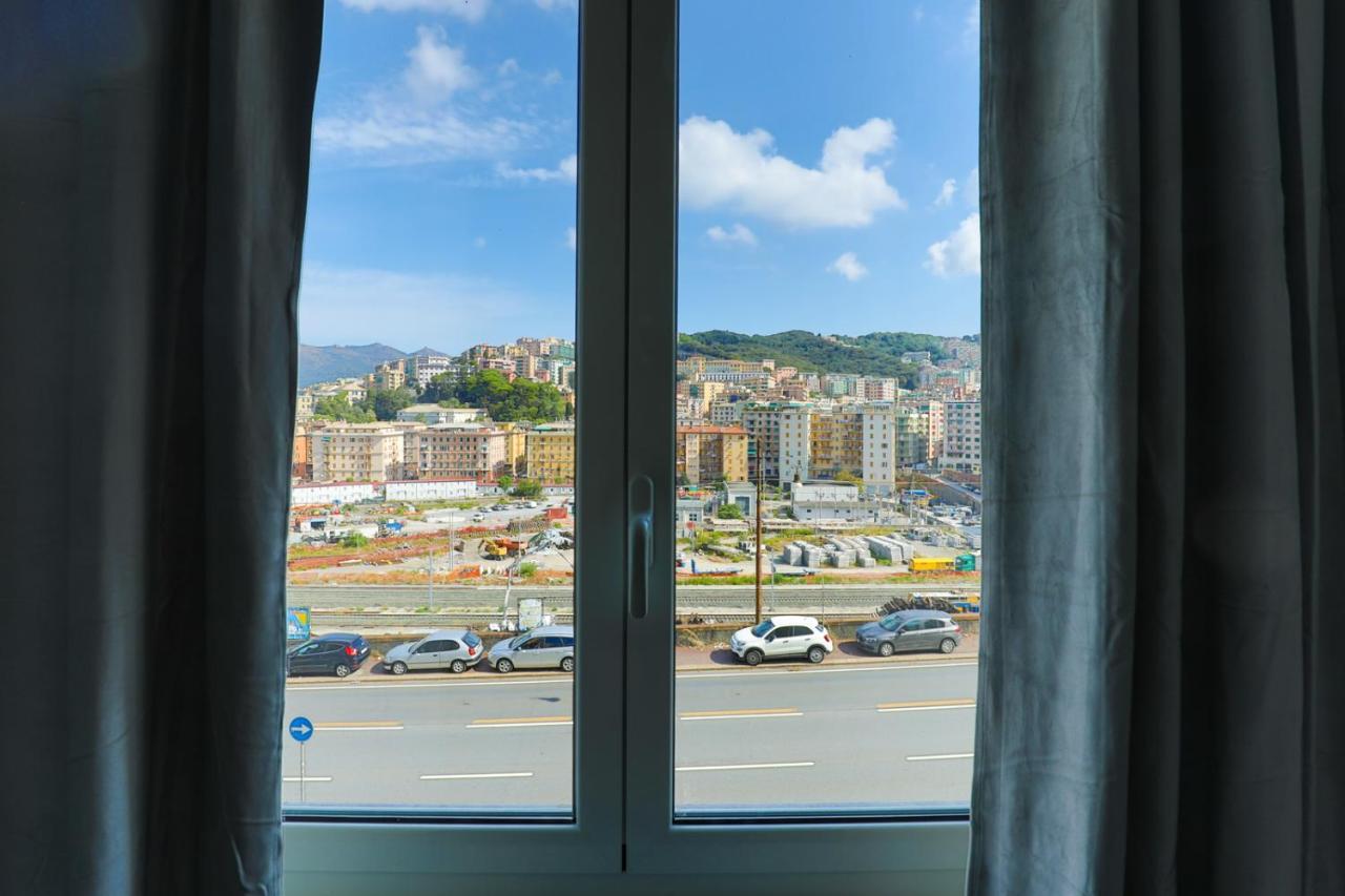 Affittacamere "San Martino Rooms" Genoa Bagian luar foto