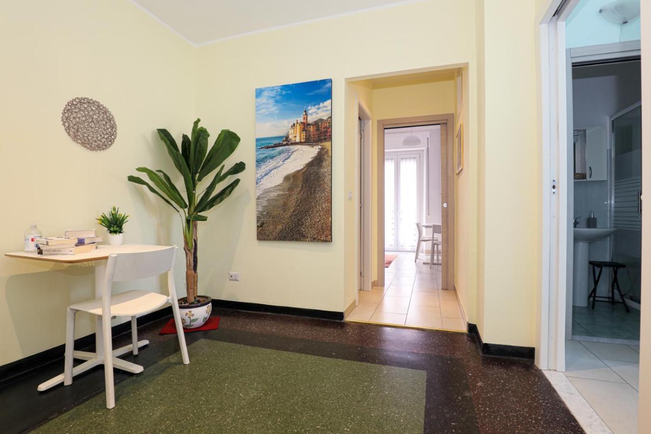 Affittacamere "San Martino Rooms" Genoa Bagian luar foto