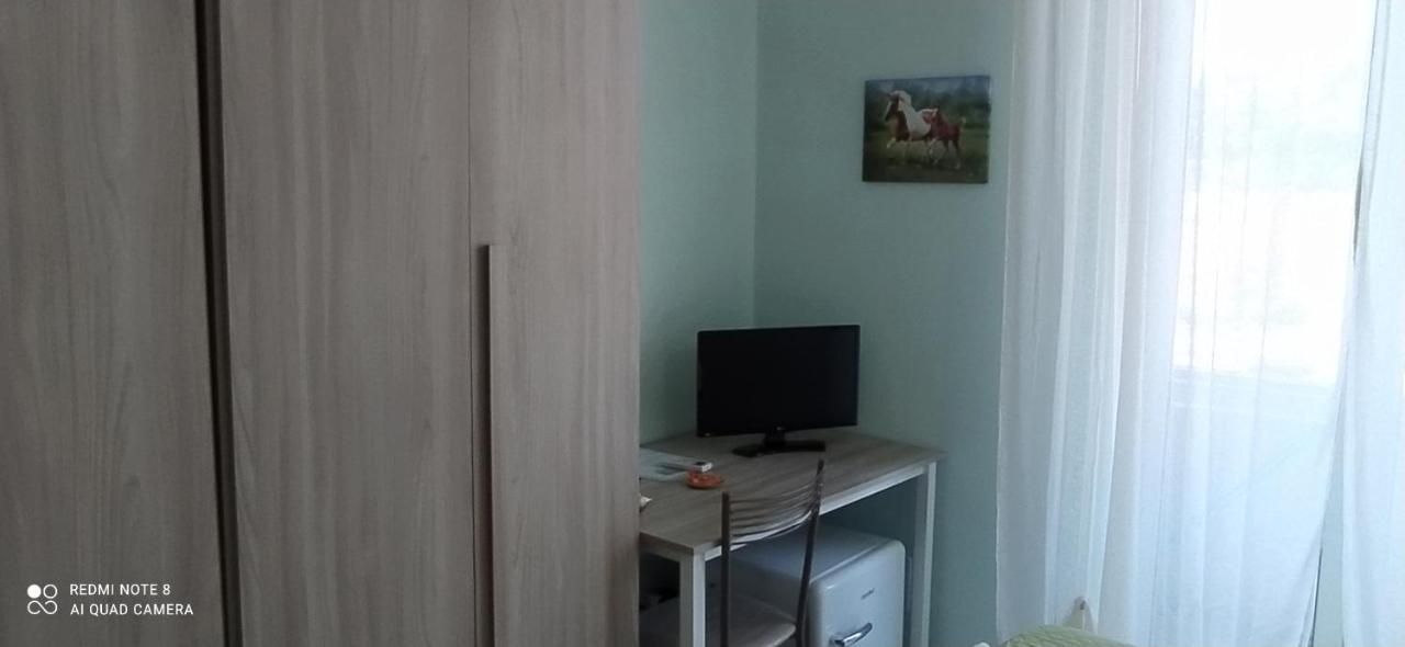 Affittacamere "San Martino Rooms" Genoa Bagian luar foto