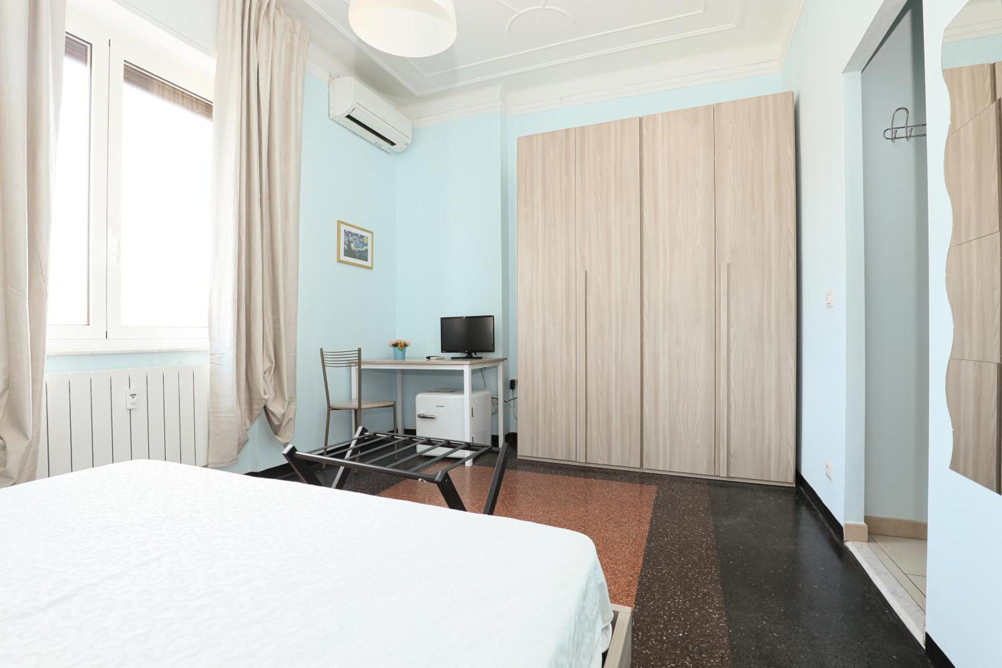 Affittacamere "San Martino Rooms" Genoa Bagian luar foto